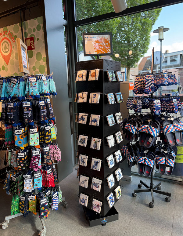 Toren display (Zwart) (Gratis bij afname van 256 stuks)